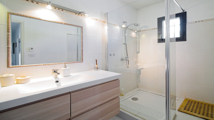 Ma-Cabane - Vente Maison EGUILLES, 250 m²