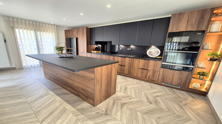 Ma-Cabane - Vente Maison ELANCOURT, 392 m²