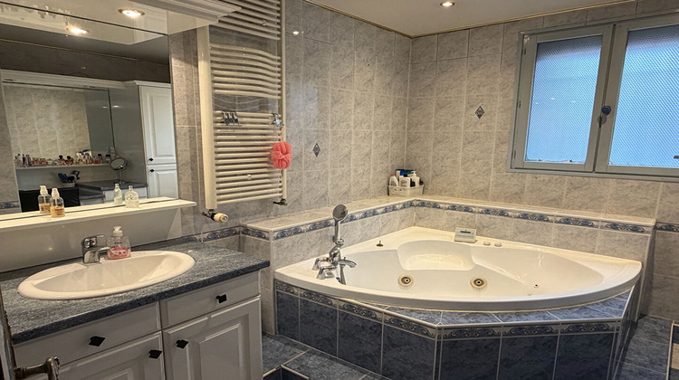 Ma-Cabane - Vente Maison ELBEUF, 163 m²