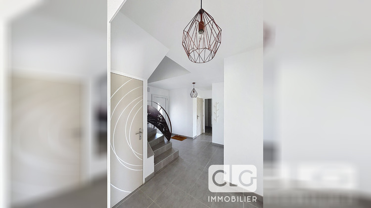Ma-Cabane - Vente Maison ELLIANT, 183 m²