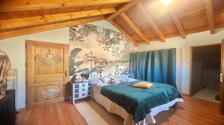 Ma-Cabane - Vente Maison Embrun, 225 m²