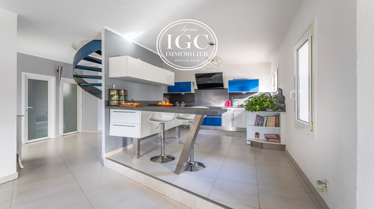 Ma-Cabane - Vente Maison ENSUES-LA-REDONNE, 220 m²