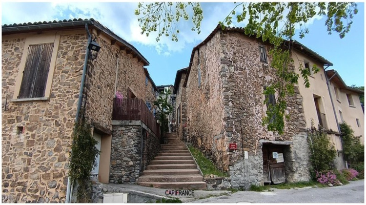 Ma-Cabane - Vente Maison ENTRAGES, 89 m²