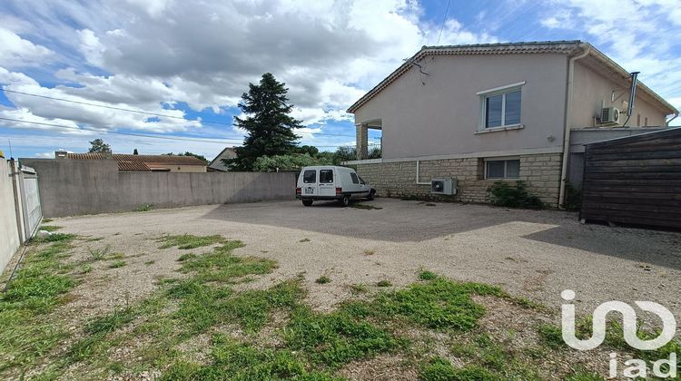 Ma-Cabane - Vente Maison Entraigues-sur-la-Sorgue, 180 m²