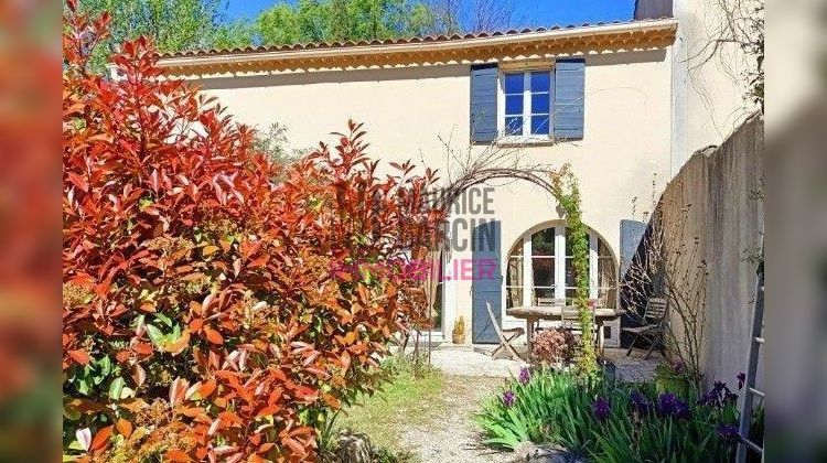 Ma-Cabane - Vente Maison Entraigues-sur-la-Sorgue, 95 m²