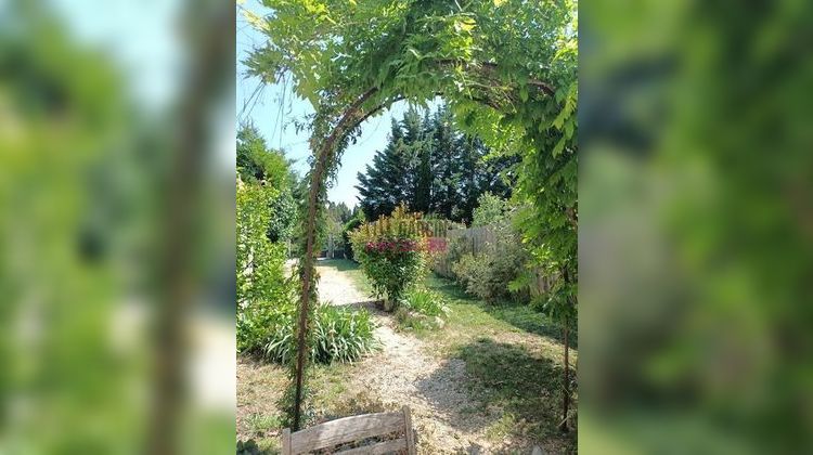 Ma-Cabane - Vente Maison Entraigues-sur-la-Sorgue, 95 m²