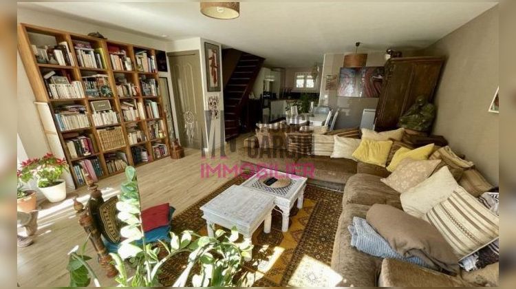 Ma-Cabane - Vente Maison Entraigues-sur-la-Sorgue, 95 m²