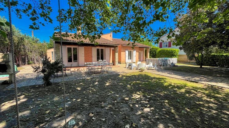 Ma-Cabane - Vente Maison Entraigues-sur-la-Sorgue, 155 m²