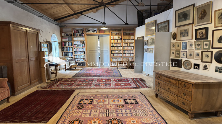 Ma-Cabane - Vente Maison Entraigues-sur-la-Sorgue, 1166 m²