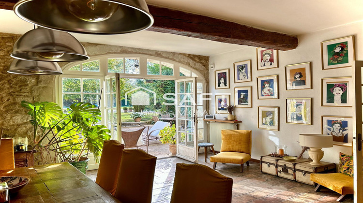 Ma-Cabane - Vente Maison Entraigues-sur-la-Sorgue, 632 m²