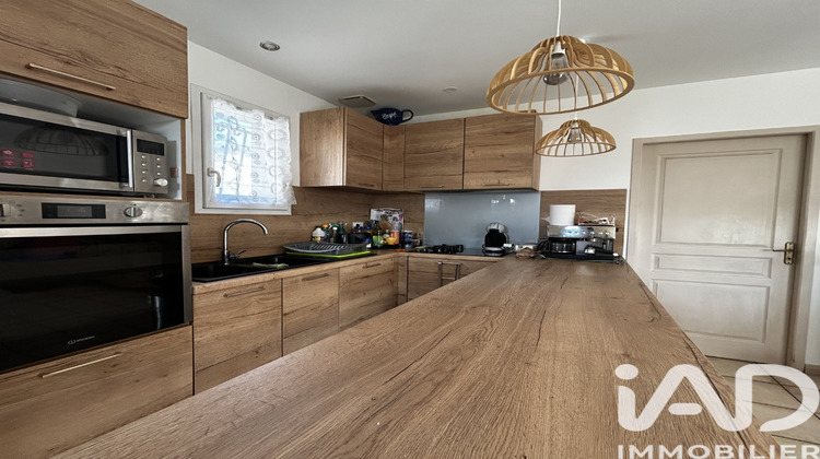 Ma-Cabane - Vente Maison Entraigues-sur-la-Sorgue, 85 m²