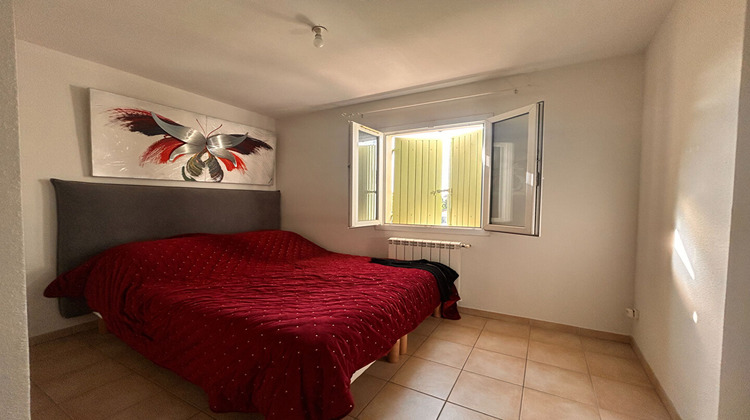 Ma-Cabane - Vente Maison ENTRAIGUES-SUR-LA-SORGUE, 95 m²