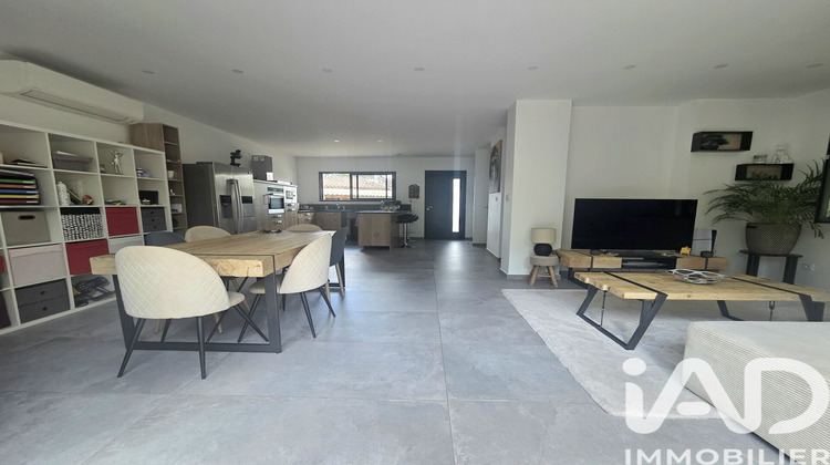 Ma-Cabane - Vente Maison Entraigues-sur-la-Sorgue, 100 m²