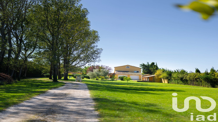 Ma-Cabane - Vente Maison Entraigues-sur-la-Sorgue, 385 m²