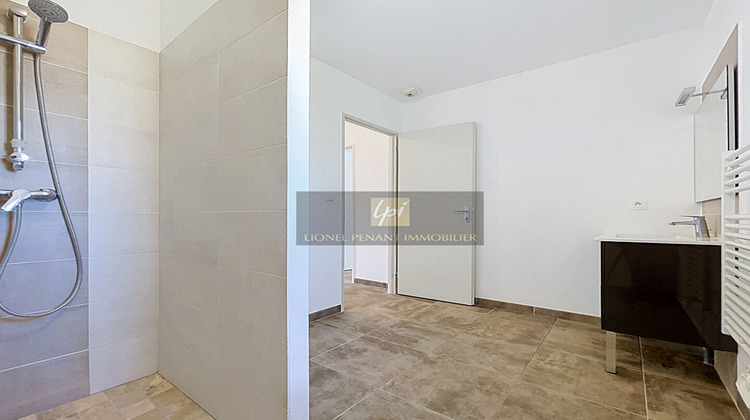 Ma-Cabane - Vente Maison ENTRAIGUES-SUR-LA-SORGUE, 90 m²