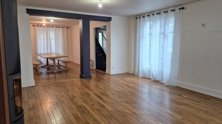 Ma-Cabane - Vente Maison ENTRAYGUES-SUR-TRUYERE, 189 m²