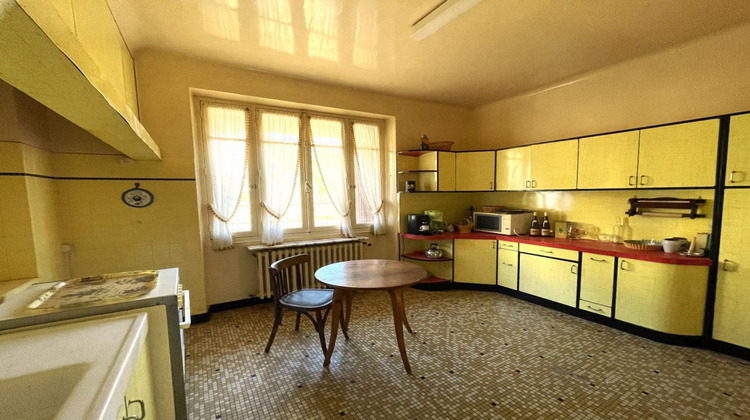 Ma-Cabane - Vente Maison ENTRAYGUES SUR TRUYERE, 212 m²