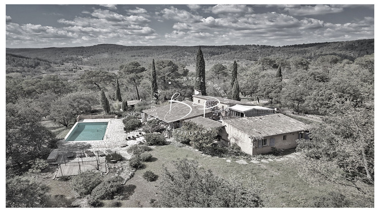 Ma-Cabane - Vente Maison ENTRECASTEAUX, 301 m²