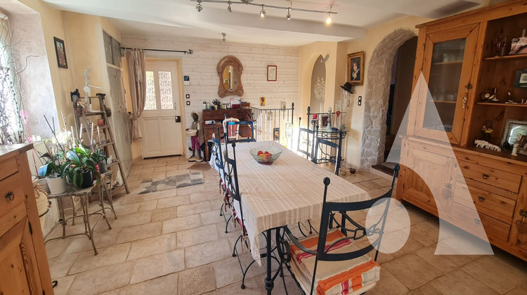 Ma-Cabane - Vente Maison ENTRECASTEAUX, 272 m²