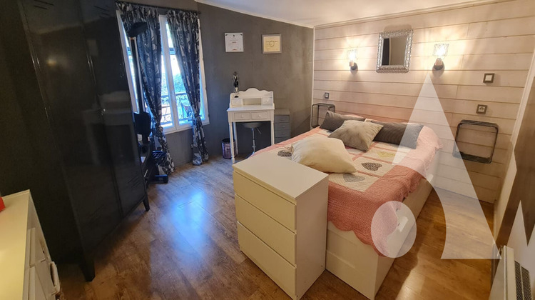 Ma-Cabane - Vente Maison ENTRECASTEAUX, 272 m²