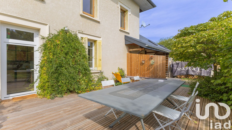 Ma-Cabane - Vente Maison Entrelacs, 257 m²