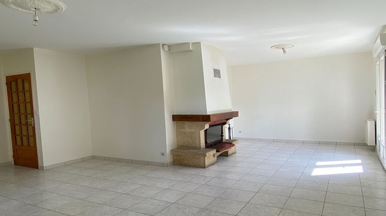 Ma-Cabane - Vente Maison ERNEE, 73 m²