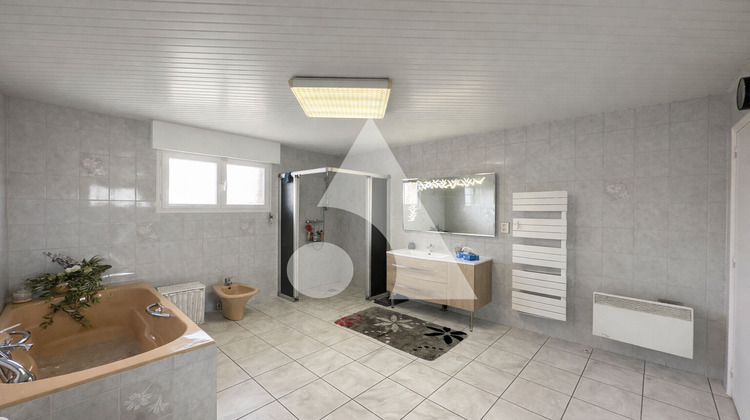 Ma-Cabane - Vente Maison ESCAUTPONT, 167 m²