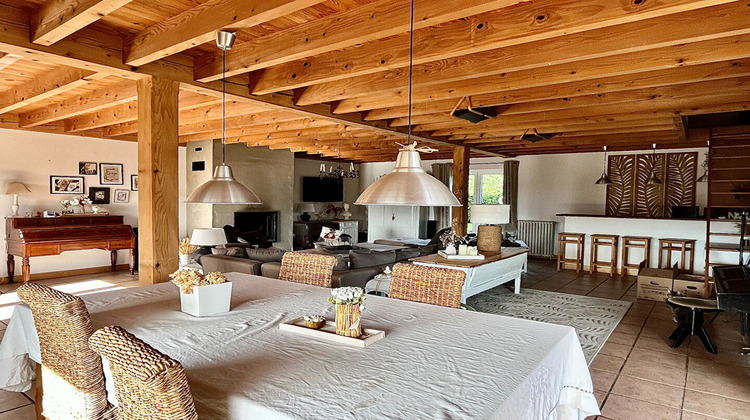 Ma-Cabane - Vente Maison ESCOUTOUX, 238 m²