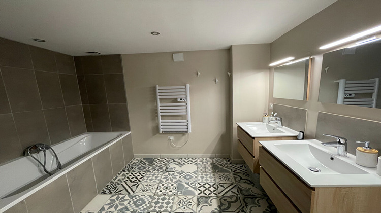 Ma-Cabane - Vente Maison ESCRENNES, 221 m²