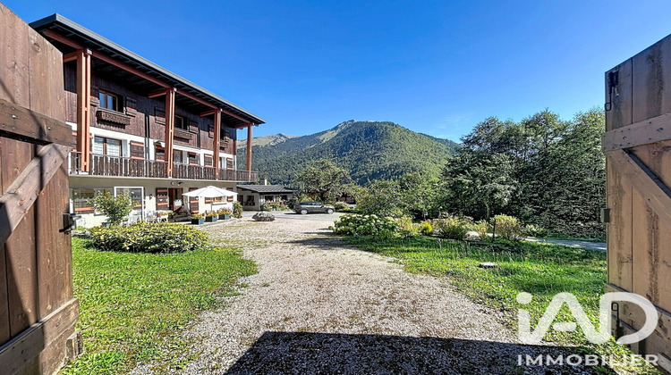 Ma-Cabane - Vente Maison Essert-Romand, 185 m²