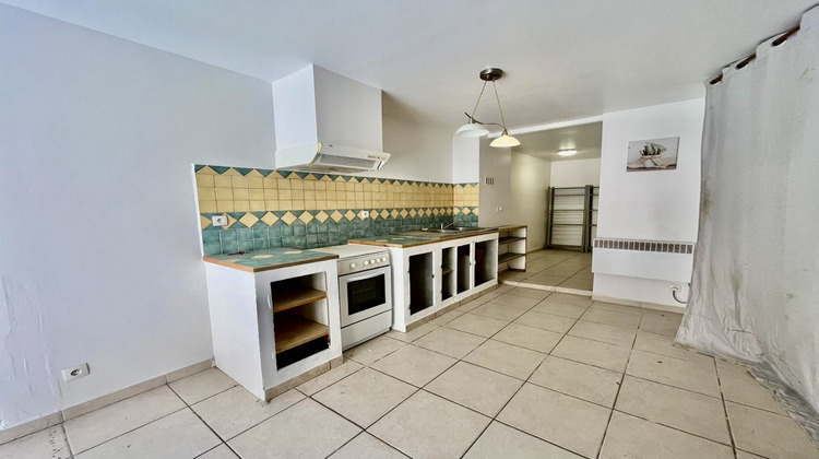 Ma-Cabane - Vente Maison ESTAGEL, 61 m²