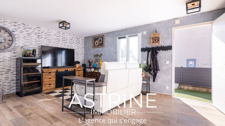 Ma-Cabane - Vente Maison ESTRABLIN, 80 m²