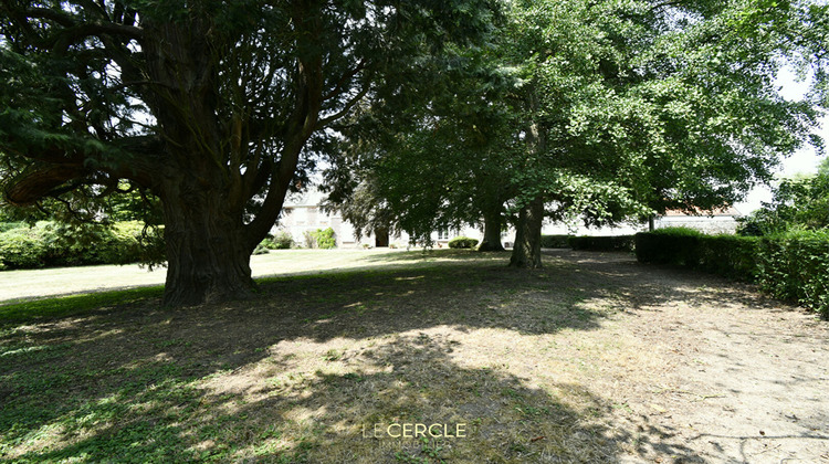 Ma-Cabane - Vente Maison ESTREES-SAINT-DENIS, 300 m²