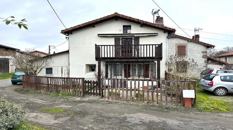 Ma-Cabane - Vente Maison ETAGNAC, 60 m²