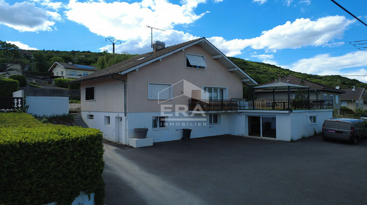 Ma-Cabane - Vente Maison ETREMBIERES, 217 m²