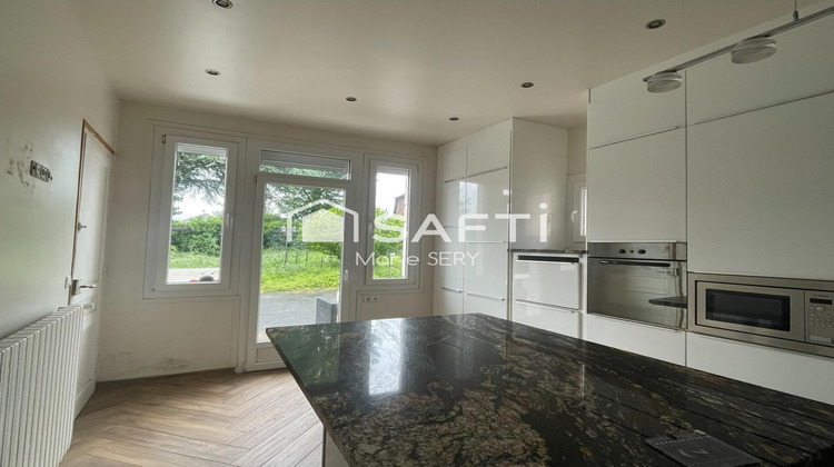 Ma-Cabane - Vente Maison Etrepagny, 327 m²
