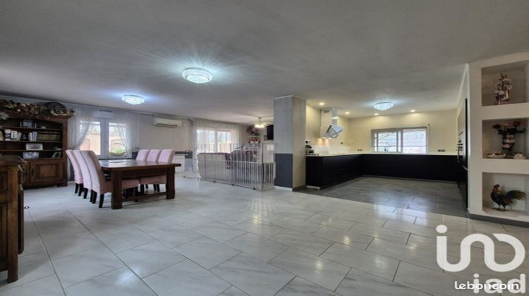 Ma-Cabane - Vente Maison Eyguières, 165 m²