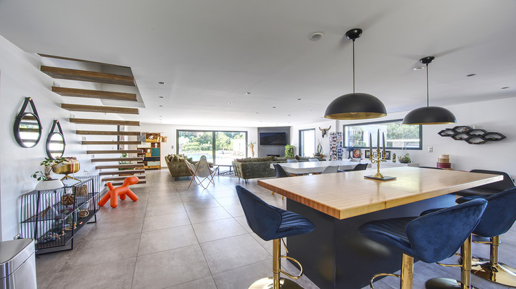 Ma-Cabane - Vente Maison EYGUIERES, 157 m²