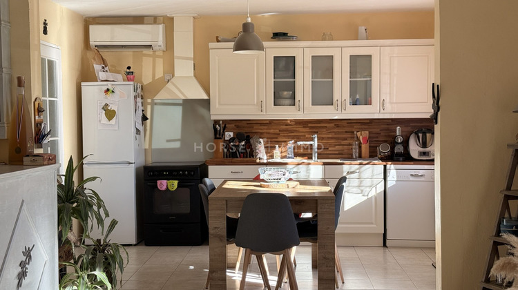 Ma-Cabane - Vente Maison Eyguières, 197 m²