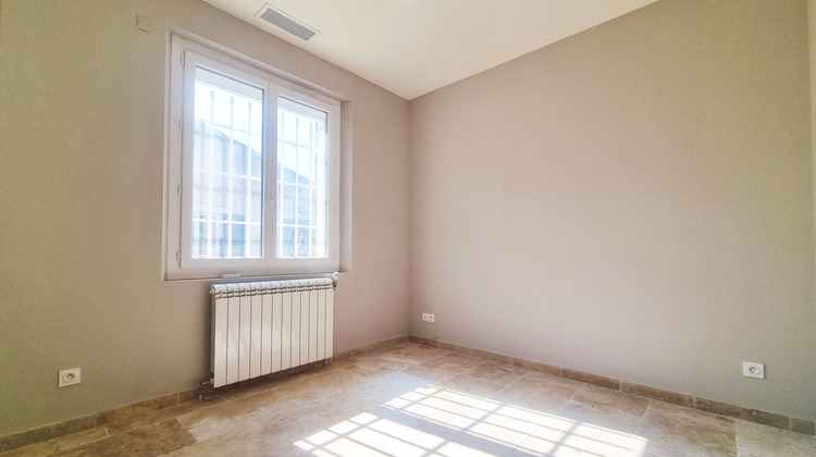 Ma-Cabane - Vente Maison EYGUIERES, 92 m²