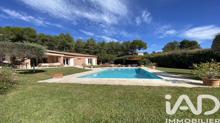 Ma-Cabane - Vente Maison Eyguières, 158 m²