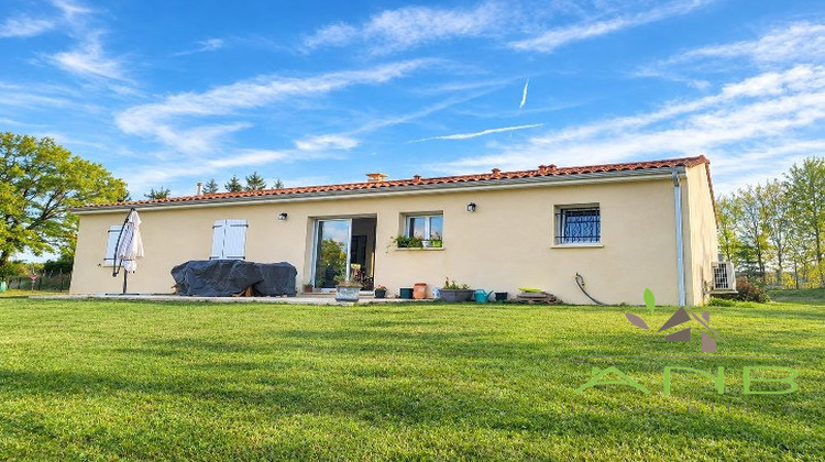 Ma-Cabane - Vente Maison Eymouthiers, 82 m²
