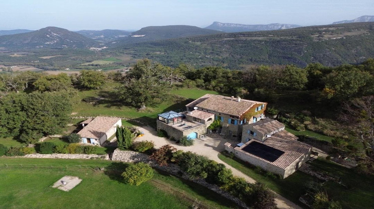 Ma-Cabane - Vente Maison Eyzahut, 320 m²