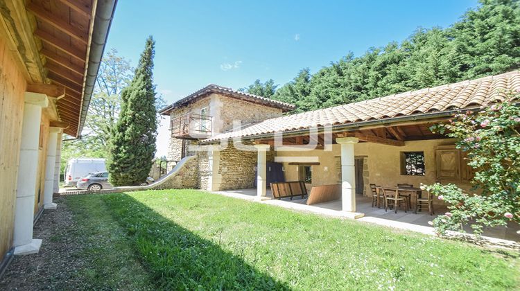 Ma-Cabane - Vente Maison EYZIN-PINET, 315 m²