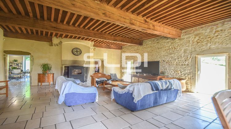 Ma-Cabane - Vente Maison EYZIN-PINET, 315 m²