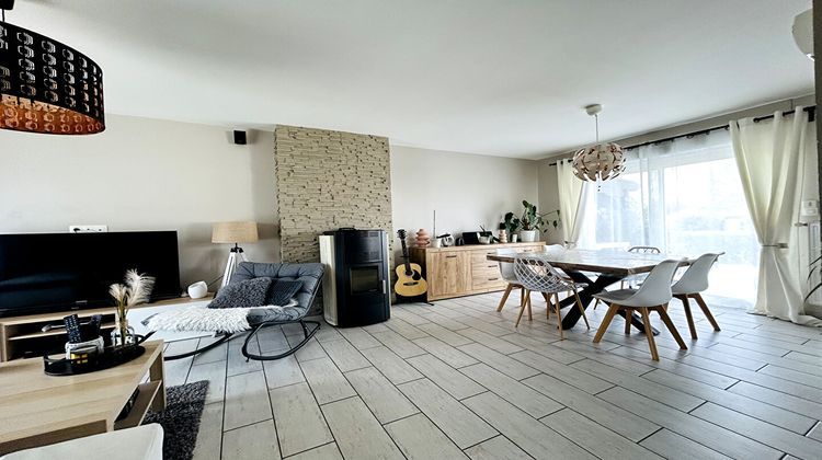 Ma-Cabane - Vente Maison FAMARS, 104 m²