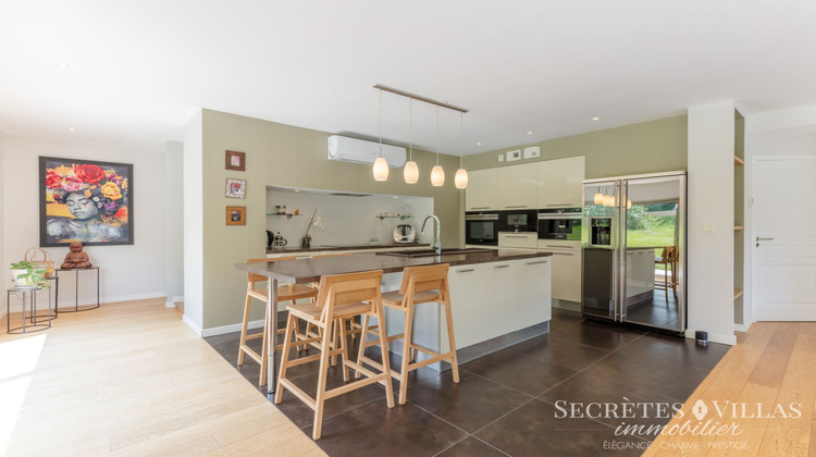 Ma-Cabane - Vente Maison FARGUES-SAINT-HILAIRE, 210 m²