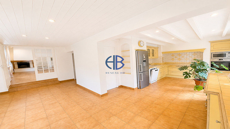 Ma-Cabane - Vente Maison FAVERGES-DE-LA-TOUR, 317 m²