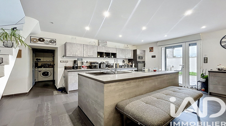 Ma-Cabane - Vente Maison Favières, 117 m²