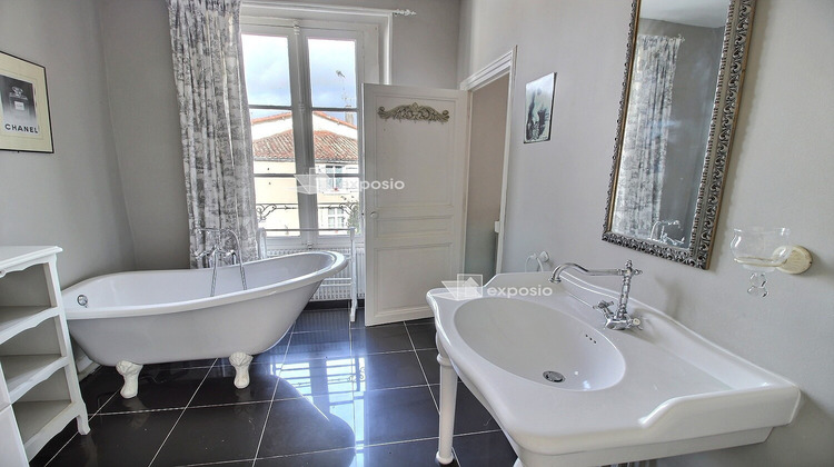 Ma-Cabane - Vente Maison FENIOUX, 195 m²